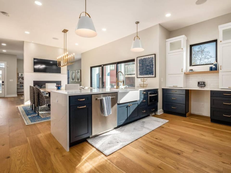 High End New Build, Rooftop Hot Tub, City Views House in Short North