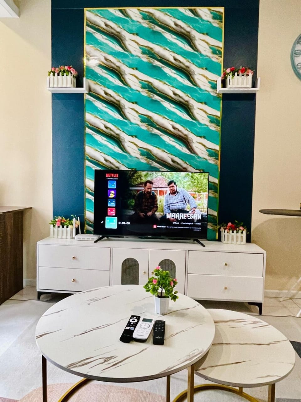 Tropical Home1BedRoomHorizonSuitesSunsuriaCitySepang KLIAWi-lFiNetflixFree Parking Apartment in Negeri Sembilan, Malaysia