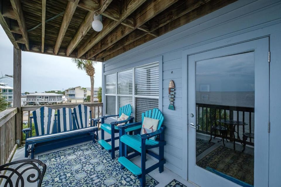 Fenimore Mill 1A - Pool, Hot Tub, Pet Friendly! Apartment in Cedar Key
