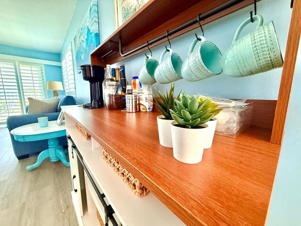 Coffee/tea facilities