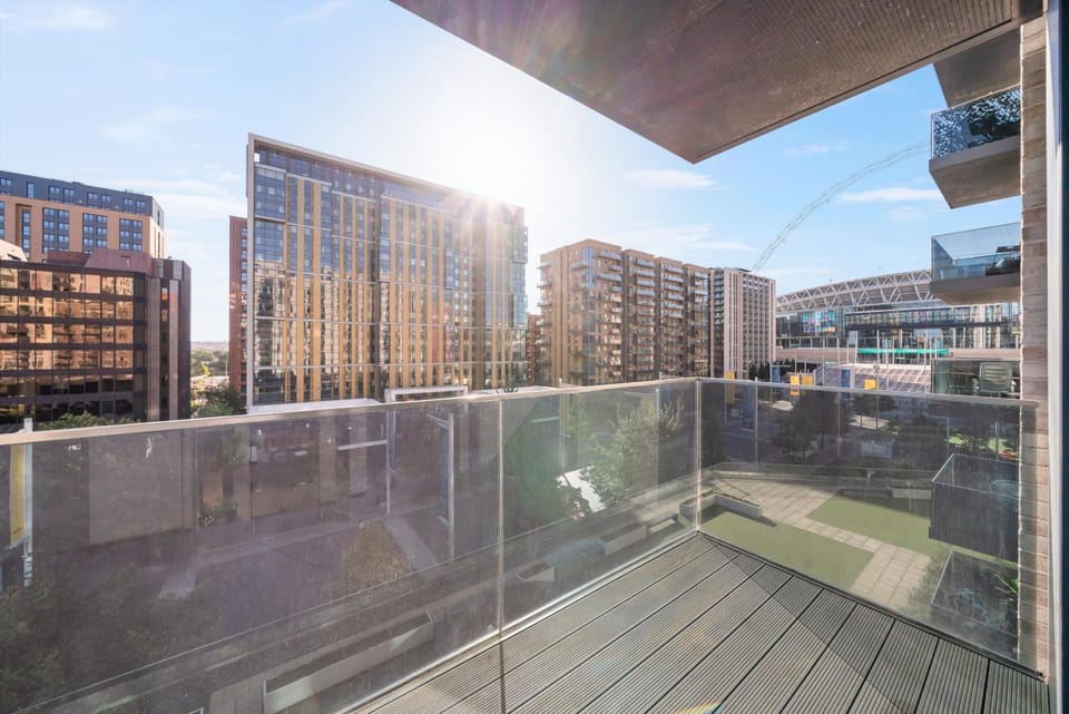 Property building, Balcony/Terrace