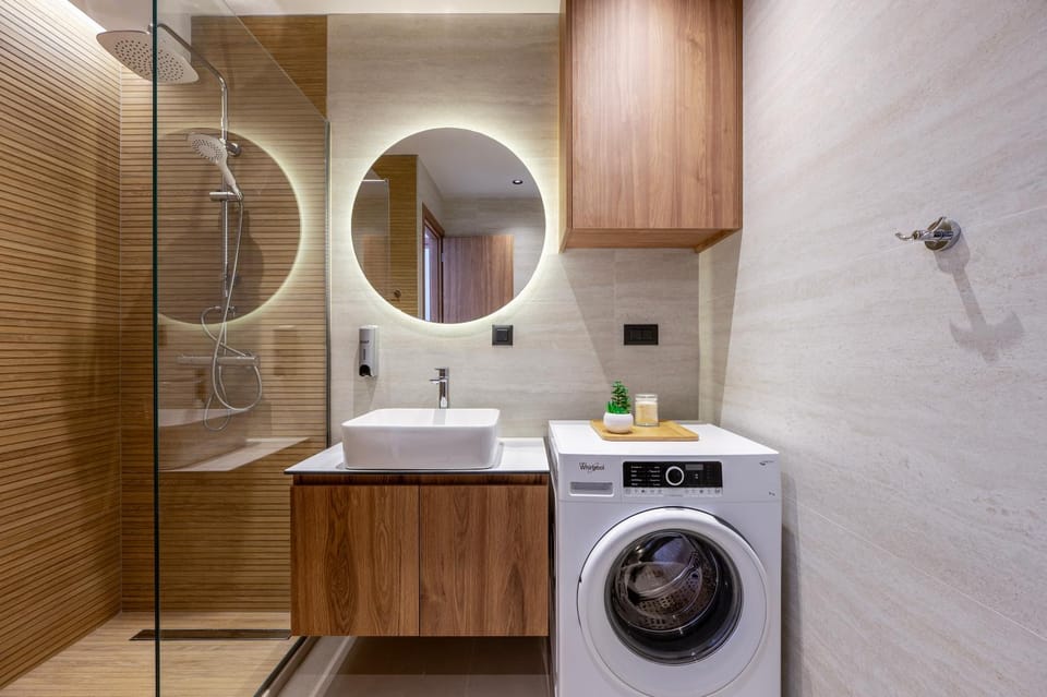 Shower, Bathroom, towels