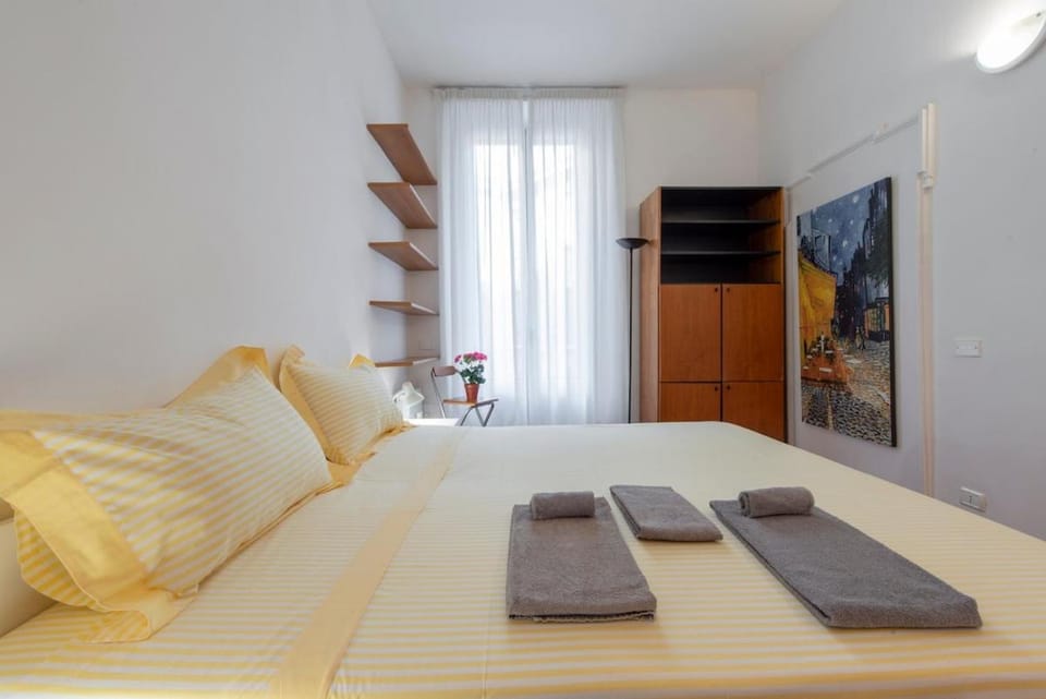 TV and multimedia, Living room, Photo of the whole room, Bedroom, towels, wardrobe