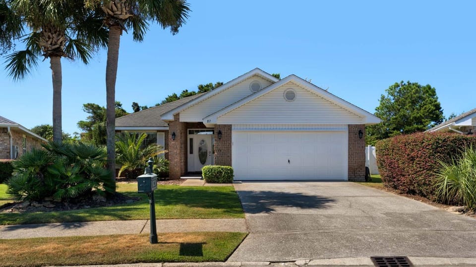 Sweet Retreat in Miramar House in Miramar Beach