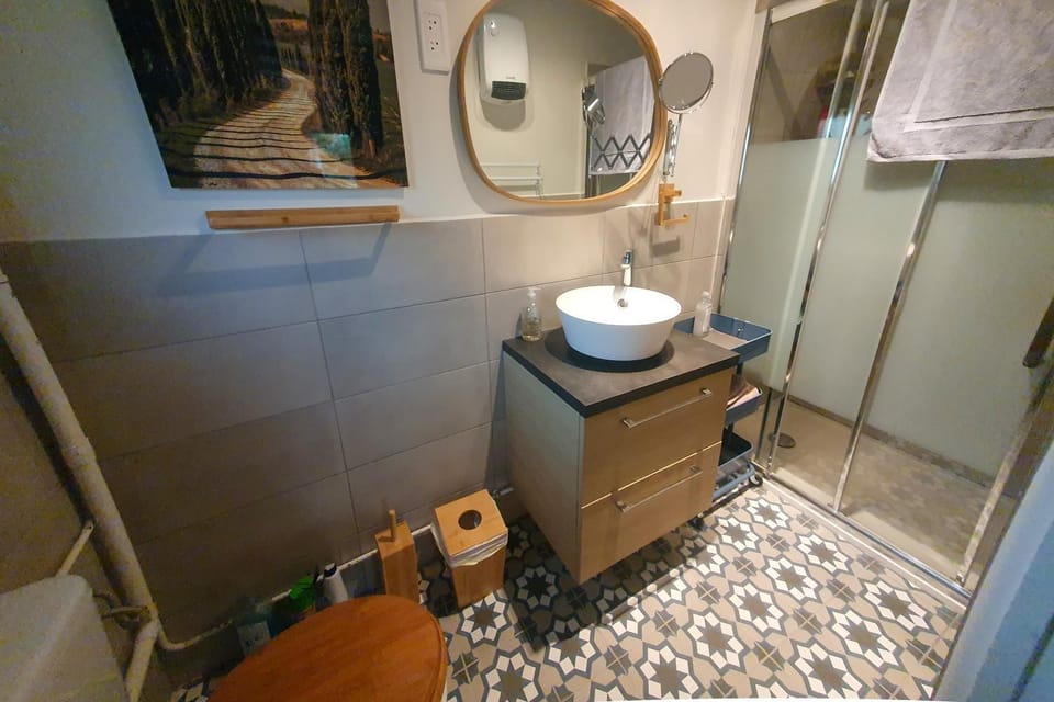 Toilet, Bathroom