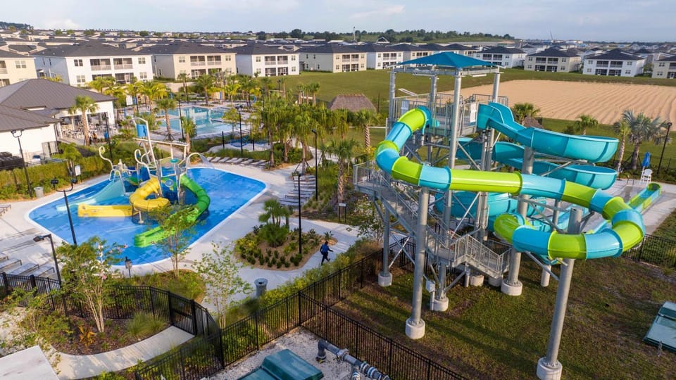 Modern 5BR Retreat Pool Water Park & More House in Osceola County