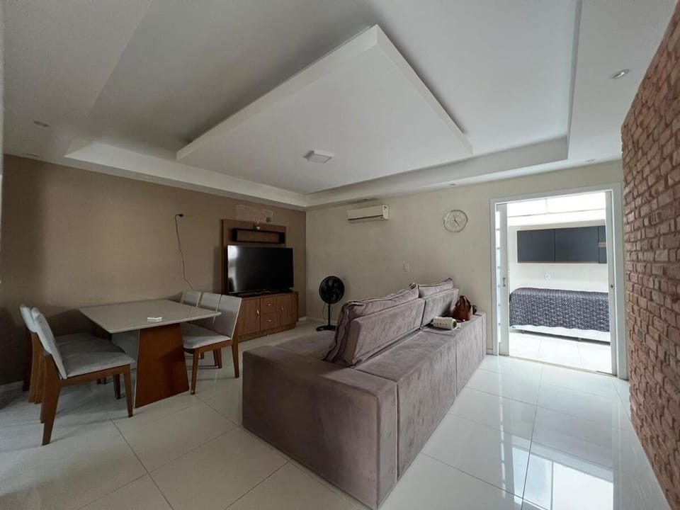Casa com piscina a 1km da Praia dos Ingleses House in Florianopolis