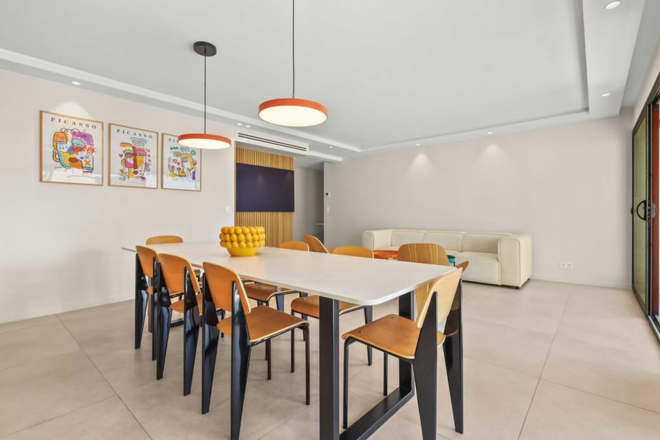 REF 2021 -Cannes Centre Croisette - Apartment for rent Apartment in Cannes