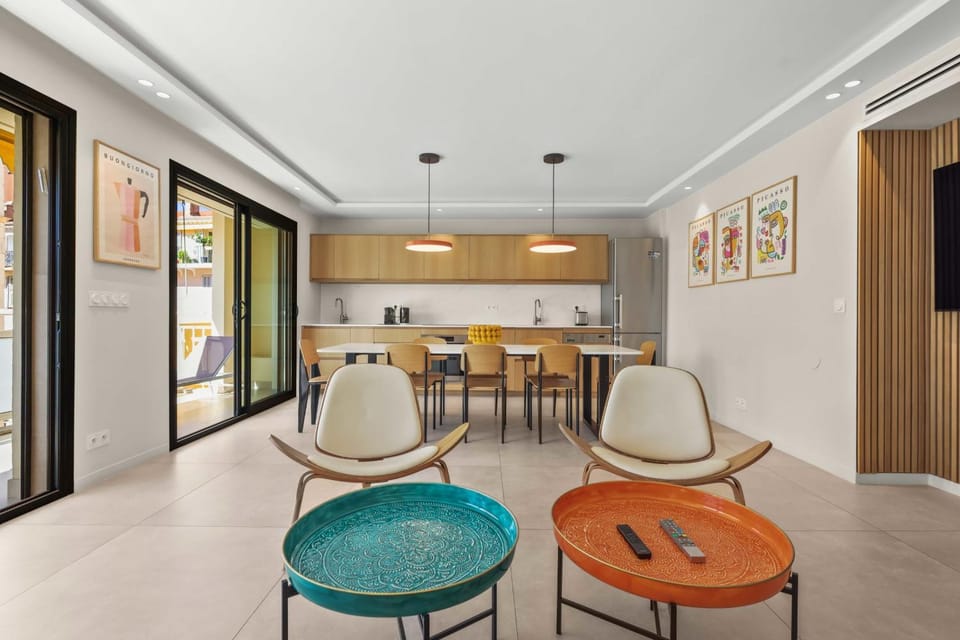 REF 2021 -Cannes Centre Croisette - Apartment for rent Apartment in Cannes