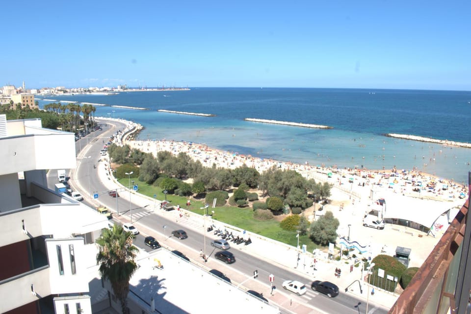 Suite DELFINO 39 House in Bari