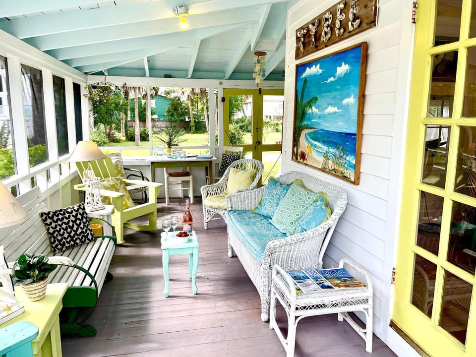 Palm Cottage by Tybee Cottages House in Tybee Island