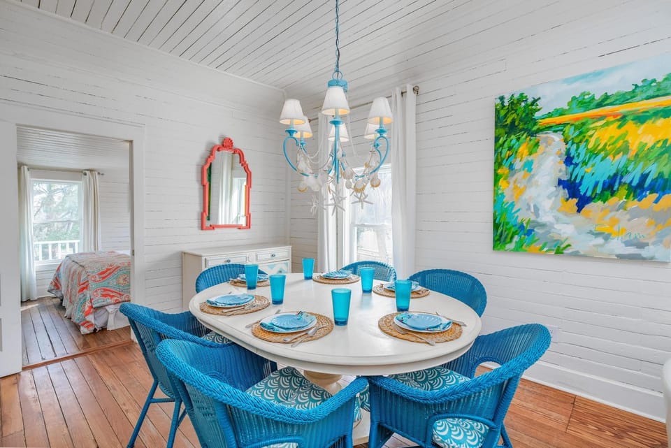 Doc Holiday Cottage by Tybee Cottages House in Tybee Island