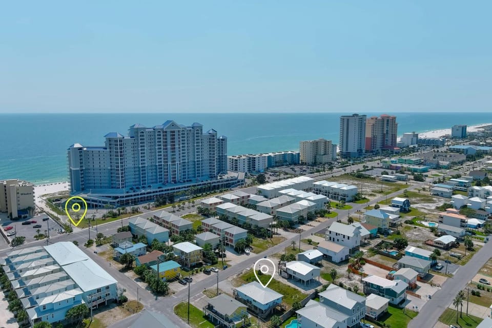 The Sand & Surf Beach House House in Gulf Shores