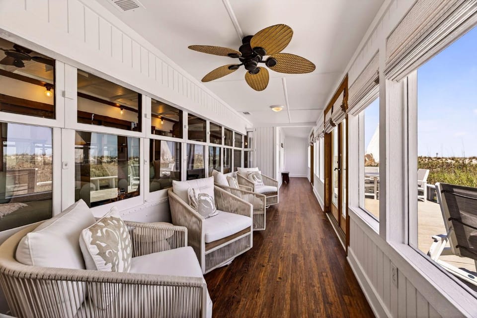 The Tybee Trolley by Tybee Cottages House in Tybee Island