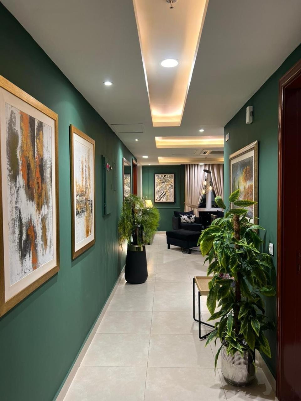 Gold Crest Mall Luxury Apartments with Balcony by Monark Suites in DHA Phase 4 Lahore Apartment in Lahore
