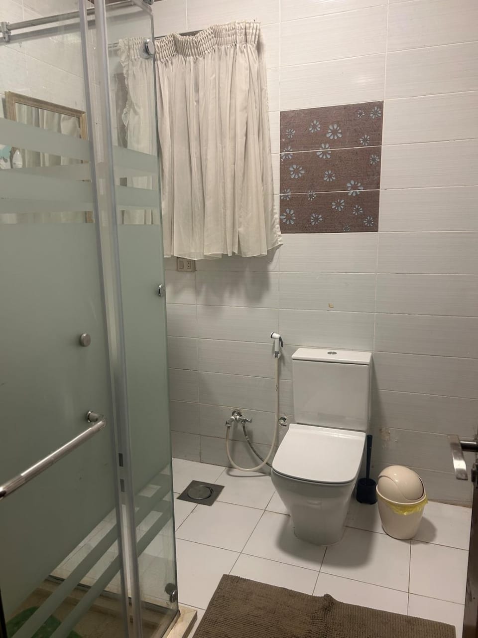 Experience Authentic Egyptian Living Near AUC Apartment in New Cairo City