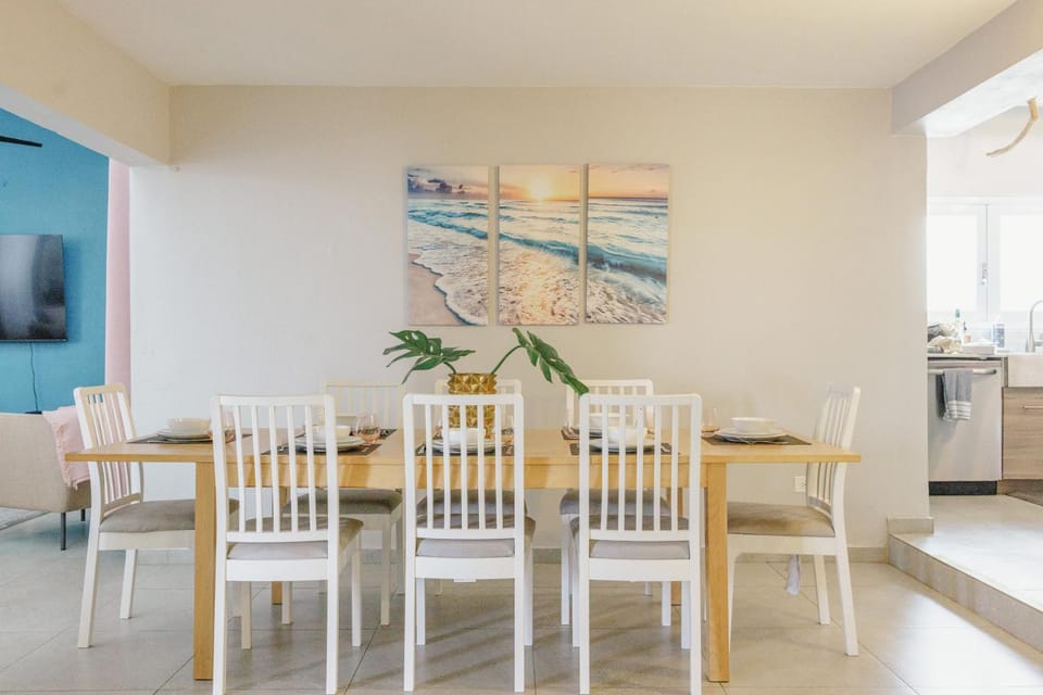 Dining area, Dinner