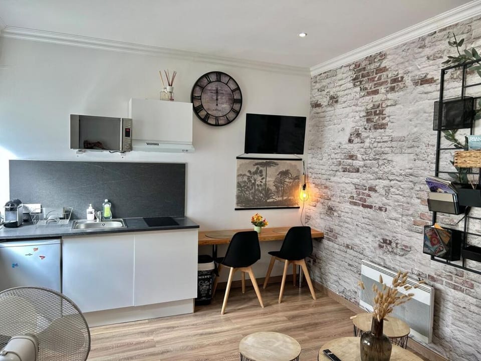 Studio - Cosy -Centre- Lorient- & Gare Apartment in Lorient