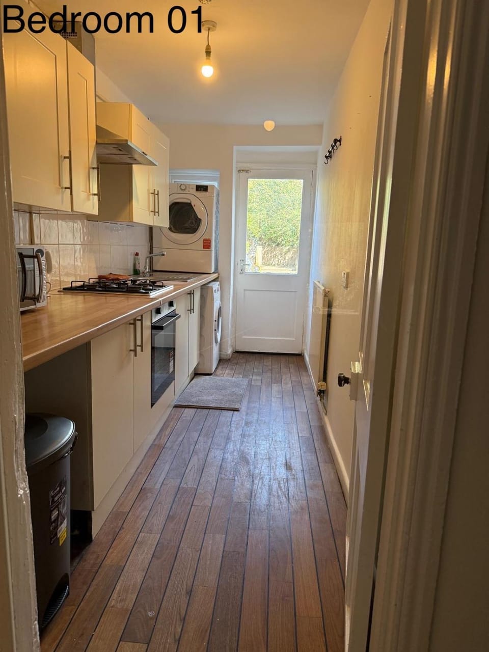 5 Brunswick St - Bedroom 01 downstairs Bed and Breakfast in Bristol