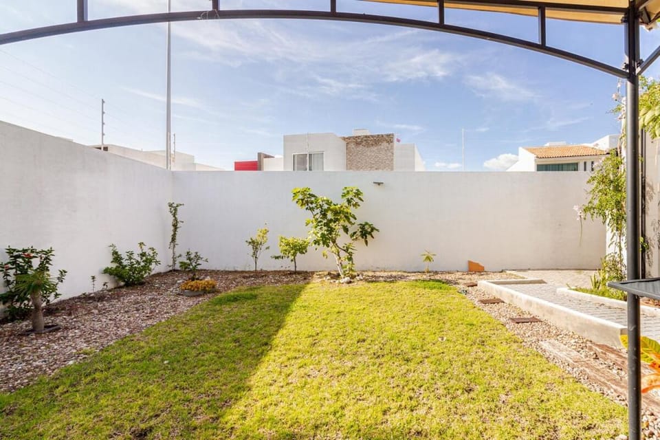 Casa Moderna en Cumbres del Lago Juriquilla House in State of Querétaro