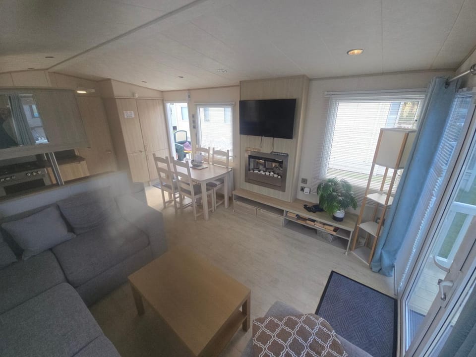 3 bedroom Lyons robin hood Rhyl CT2 Campground/ 
RV Resort in Rhyl