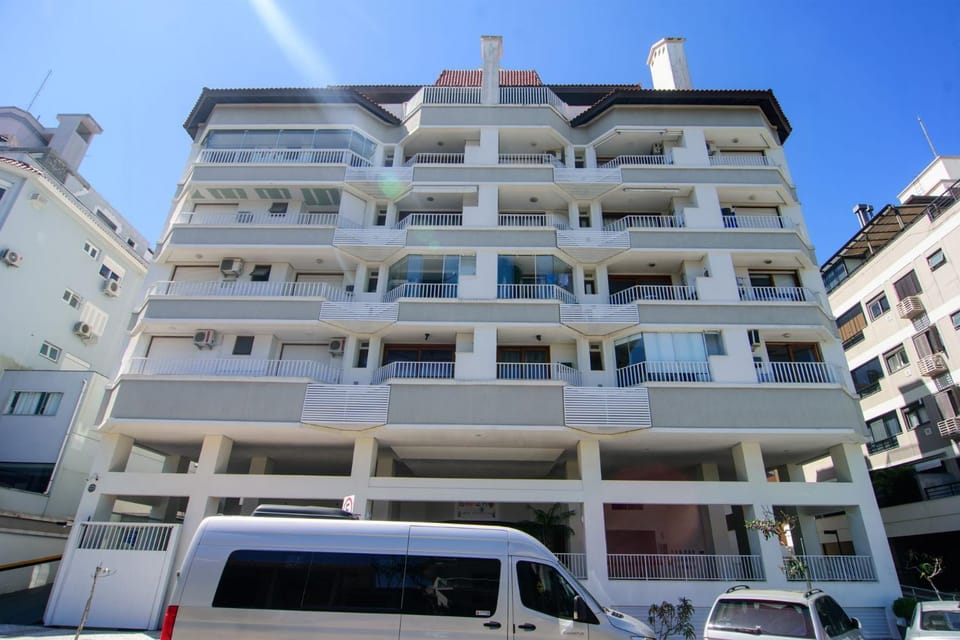 Apto decorado vista mar Jurerê PD2633 Apartment in Florianopolis