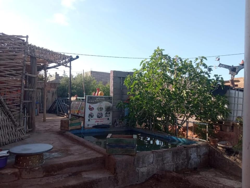 Café nour dar ait ben haddouBOU ESPACE Apartment in Morocco