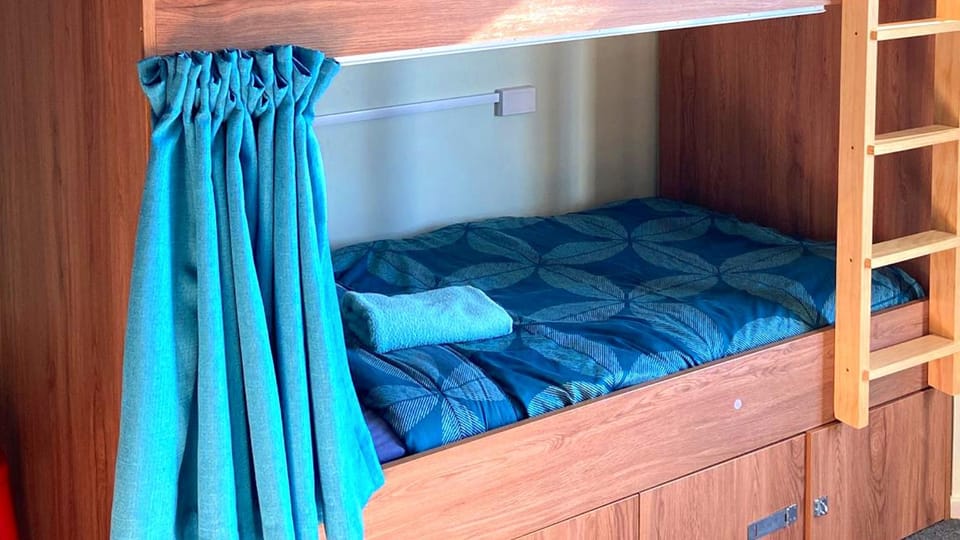 bunk bed