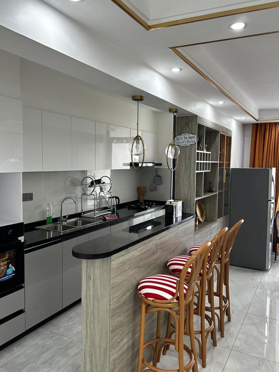 Coffee/tea facilities, Kitchen or kitchenette