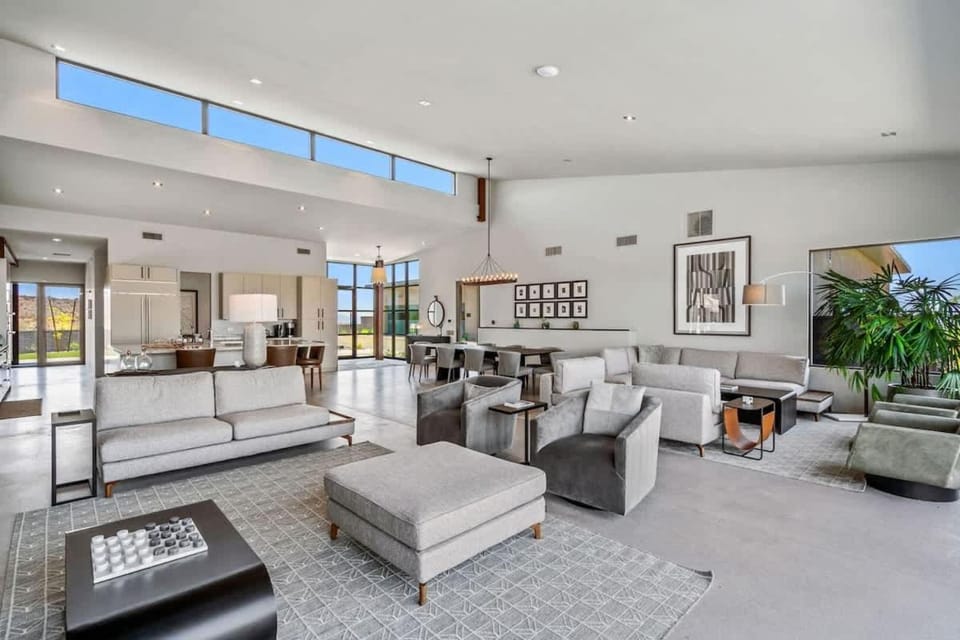 Paradise Canyon-Infinity Pool-Mnt Views-Estate 3 House in Maricopa County