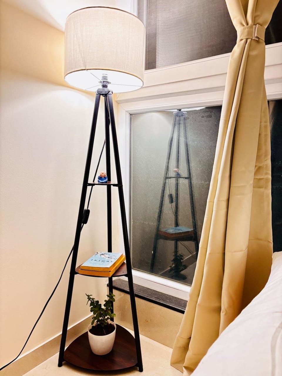 The Cozy Atelier Apartment in Pune