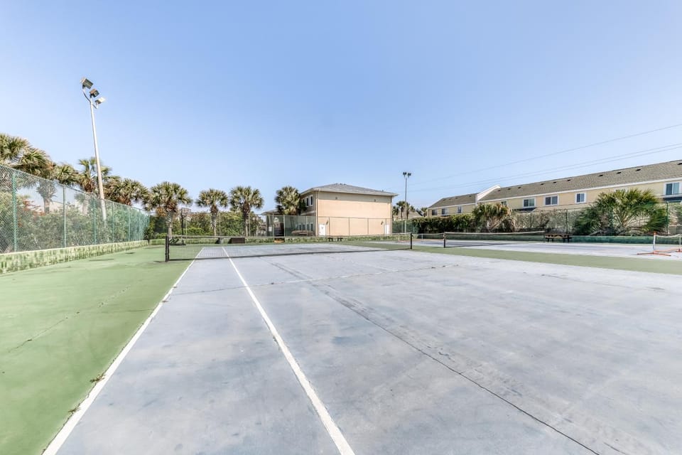 Shoreline Towers 2092 Apartment in Destin