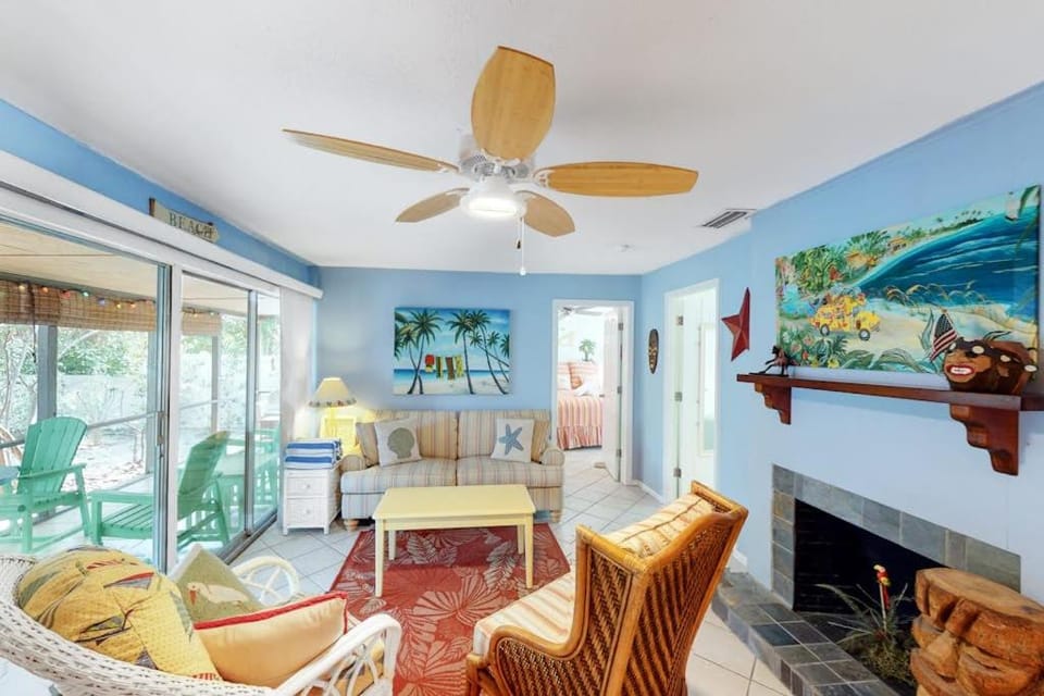 21 Palms Unit A Apartment in Anna Maria Island