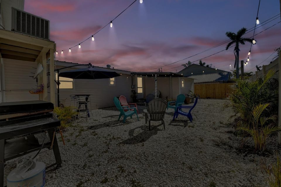 Patio, Night, Sunset, sunbed