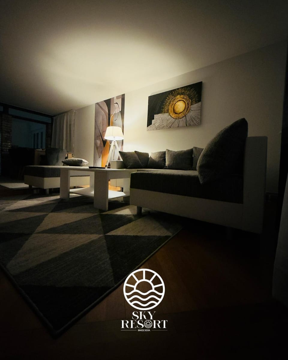 Living room, Photo of the whole room, Seating area