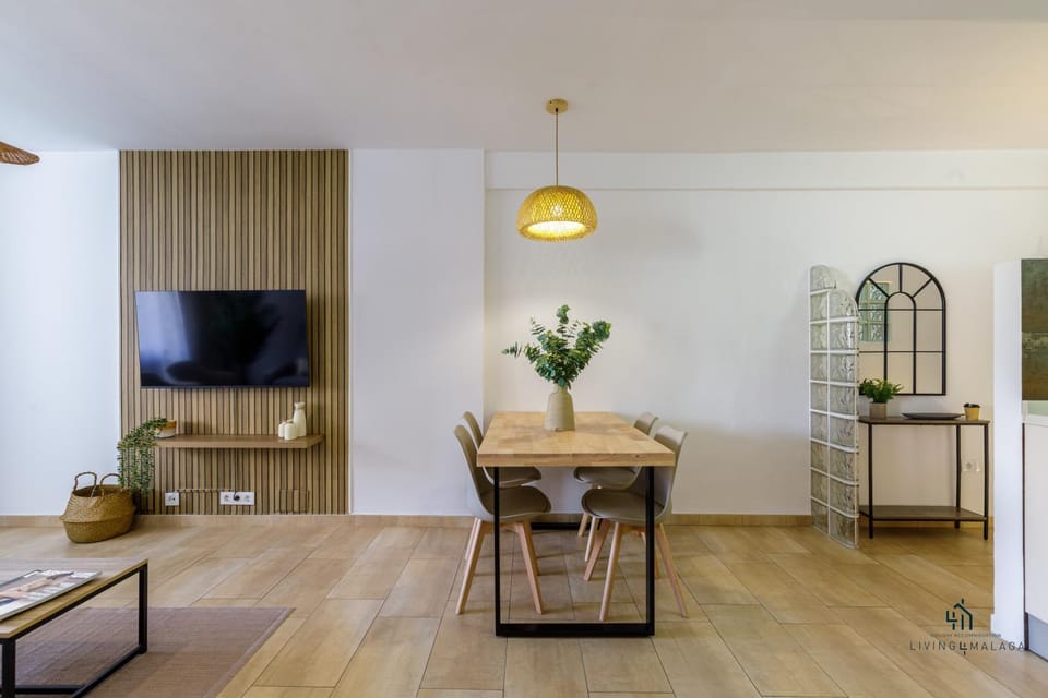 TV and multimedia, Dining area
