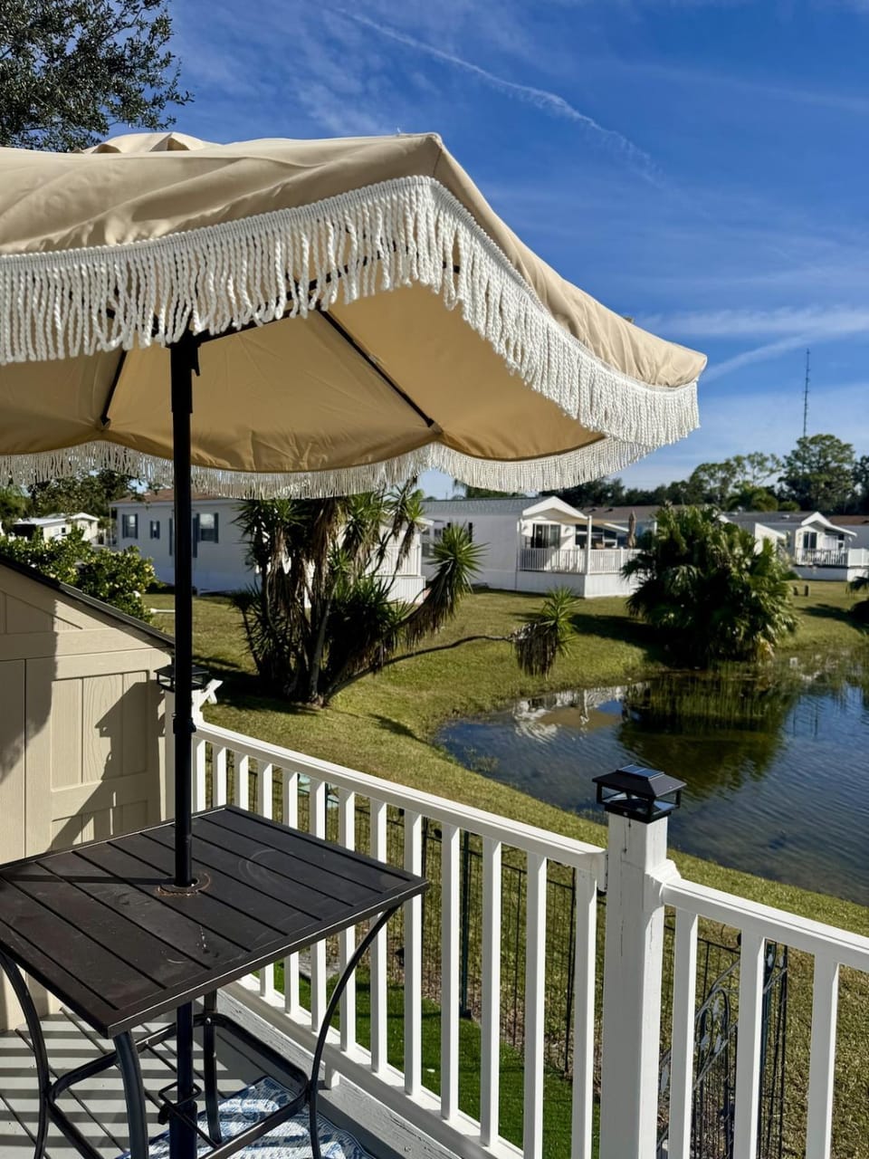 Patio, Lake view