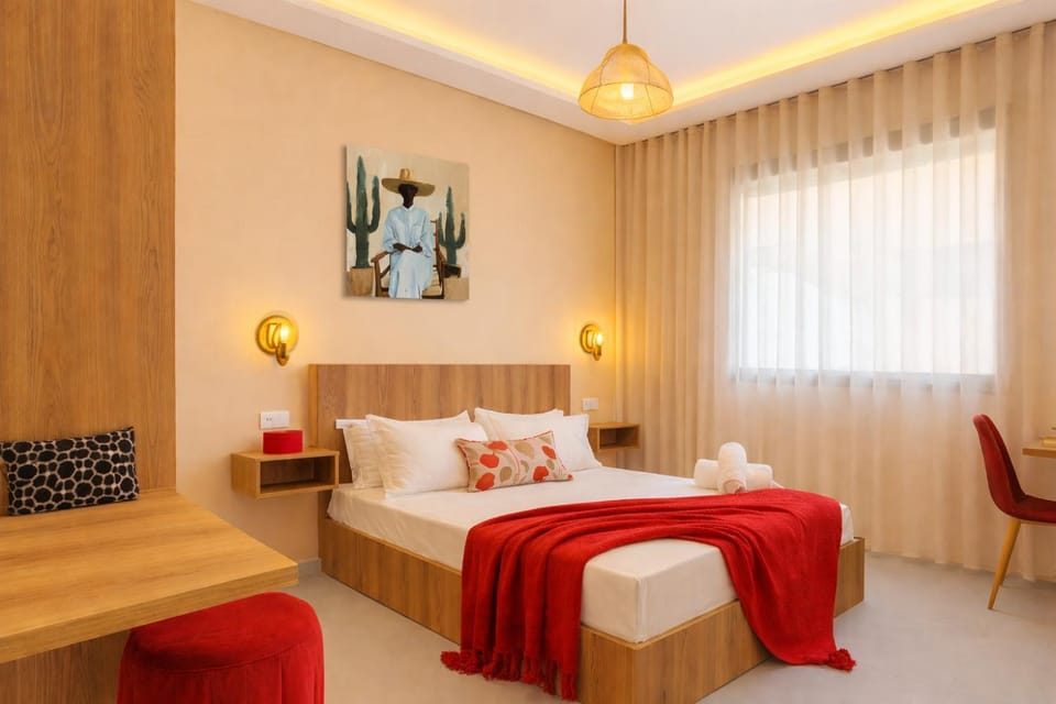 Bed, Photo of the whole room, Decorative detail, Bedroom, towels