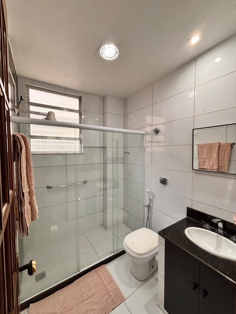 Shower, towels