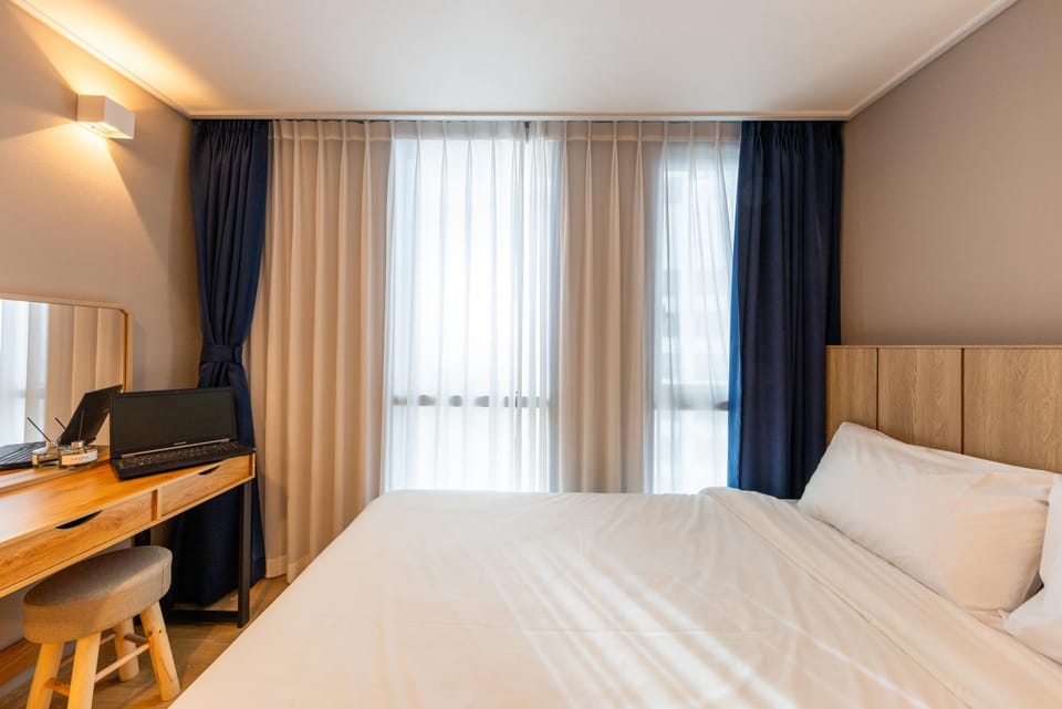 Hera Haeundae Family-Up to 5 Guests Residence Apartment in Busan