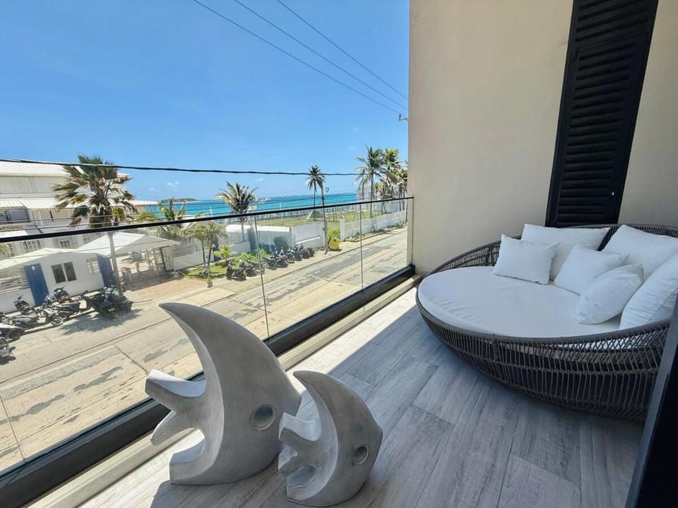 Luxury new apartment with balcony close to beaches Apartment in San Andres