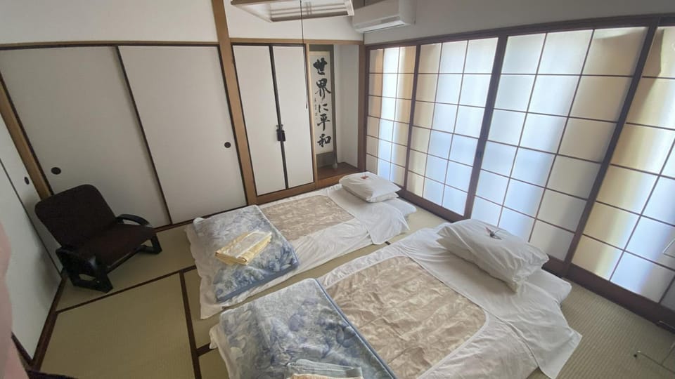 World Friendship Center Guesthouse Bed and Breakfast in Hiroshima