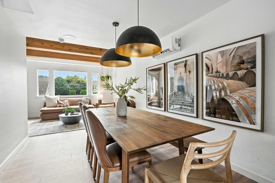 Kerns 6BR - New Spanish Style Group Stay House in Portland
