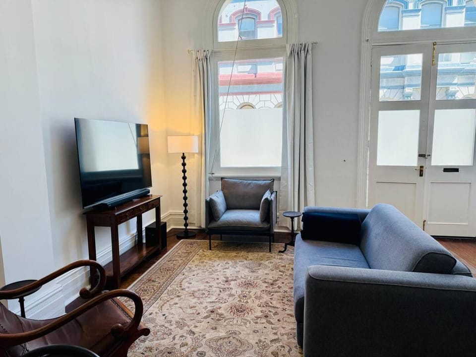 42 Lillys Boutique West End Apartment in Perth