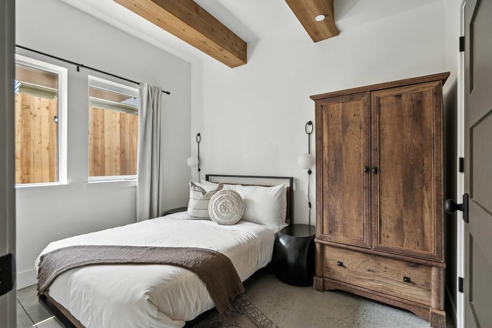 The Adelynn by Stay Portland - Kerns House in Portland