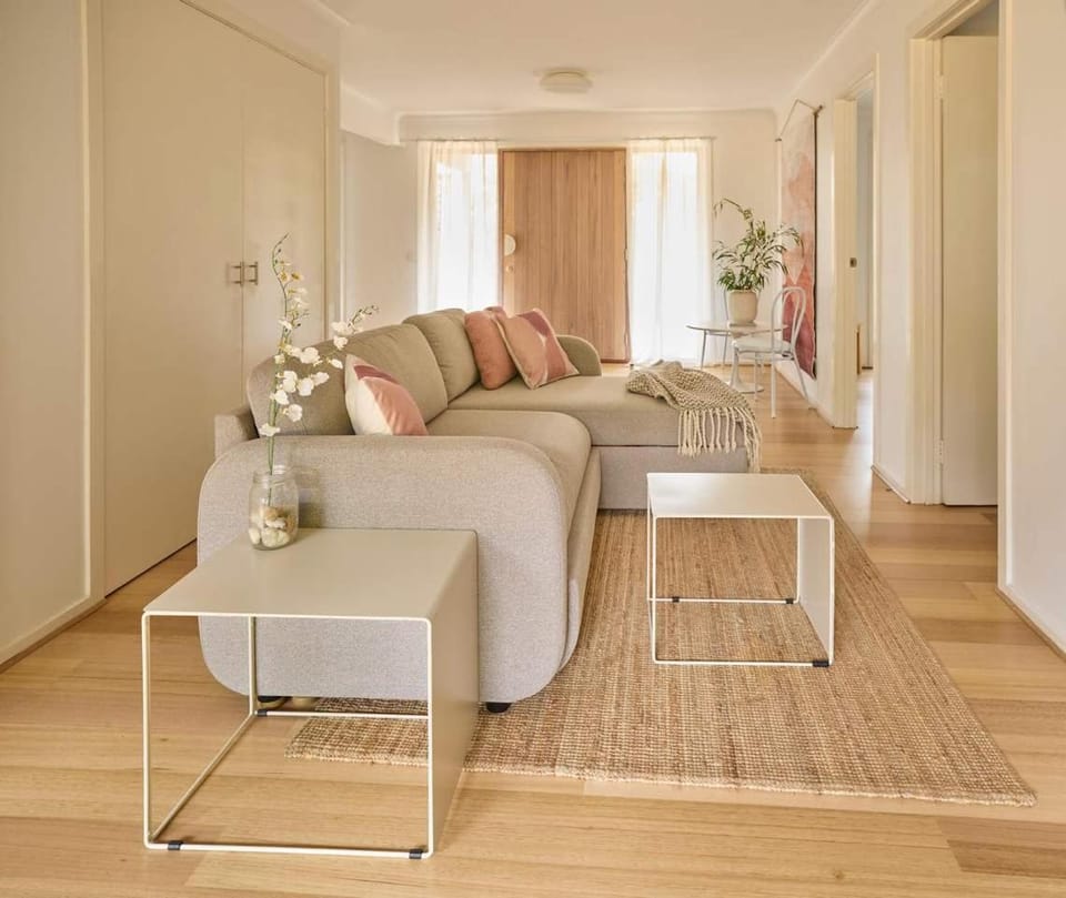 Sea La Vie 700M to Beach and 2 Mins to Sorrento House in Melbourne Road