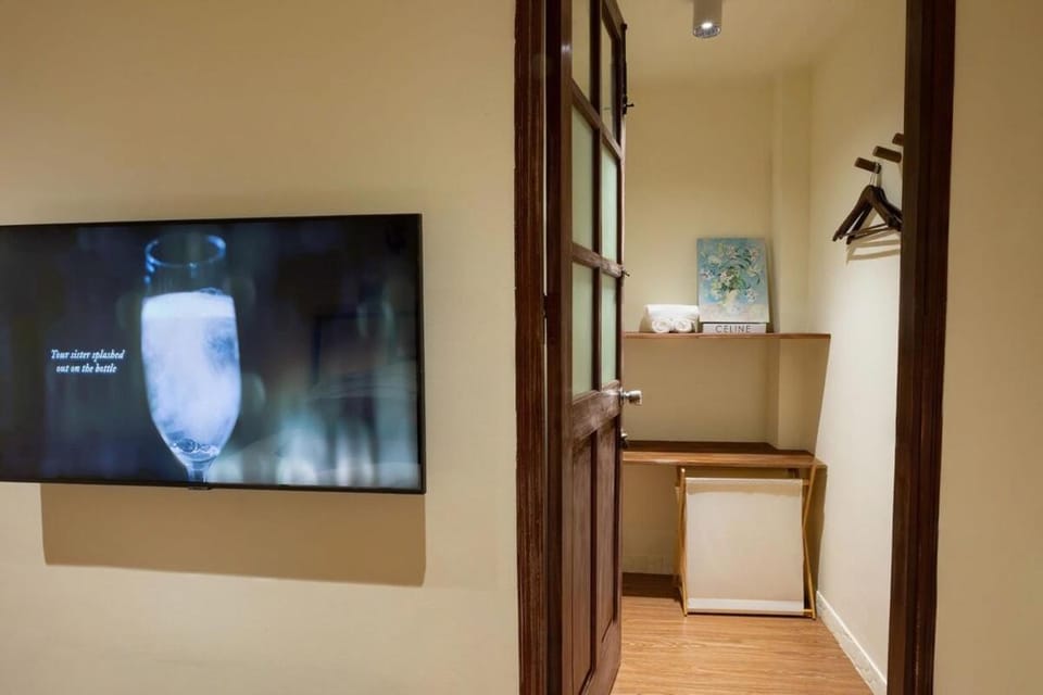 Quiet, minimalist space - Homestay District 1 Apartment in Ho Chi Minh City