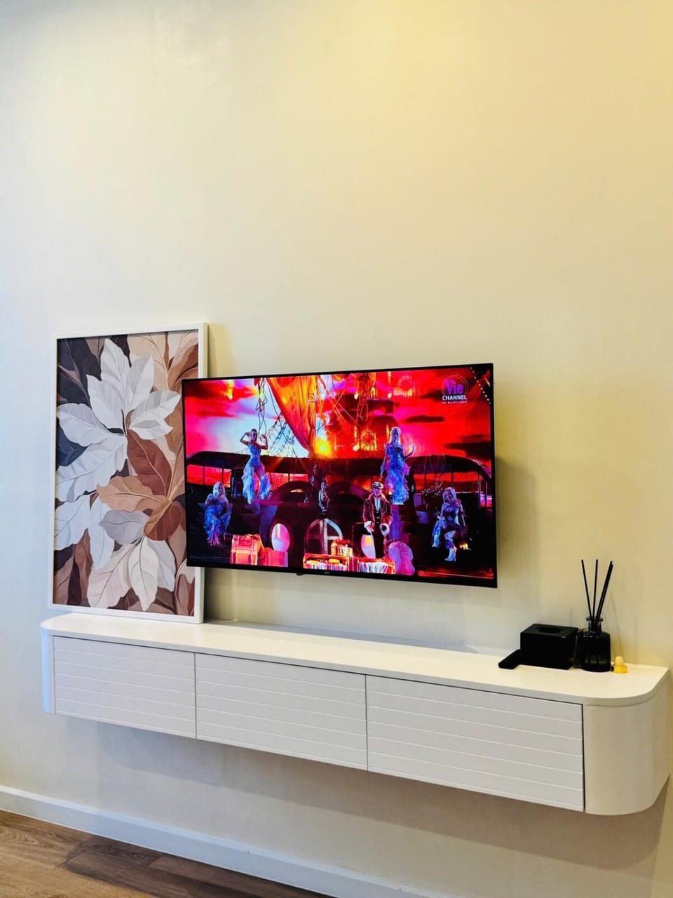 5 Star Apartment ICON40 Ha Long - Mordern Style Apartment in Vietnam