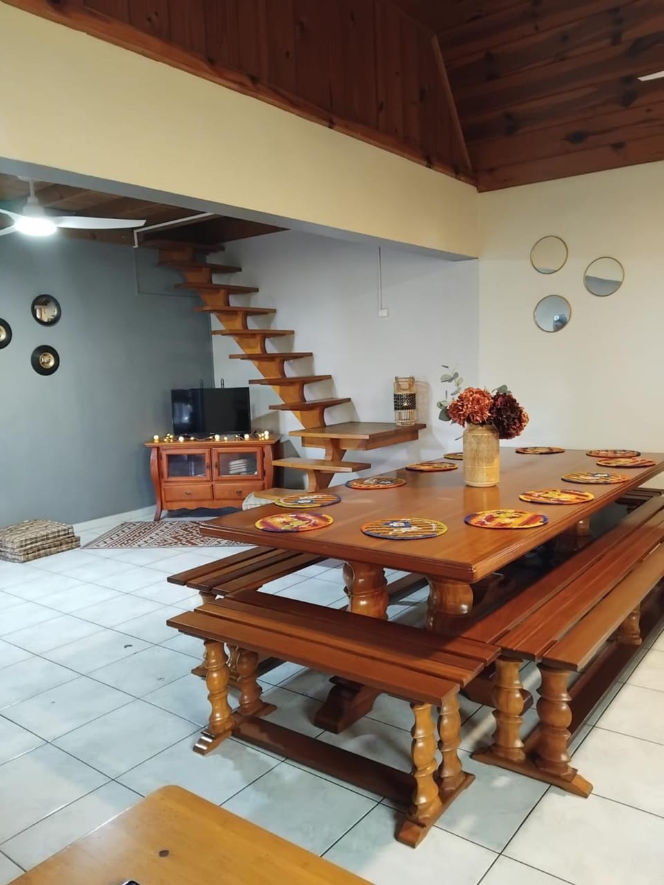 La grande table Apartment in Nouvelle-Aquitaine