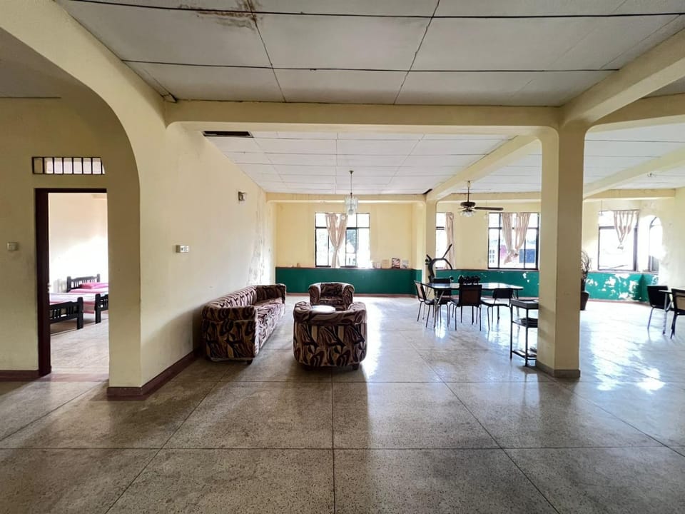 SINHARAJA GUEST INN Rakwana Hotel in Sri Lanka